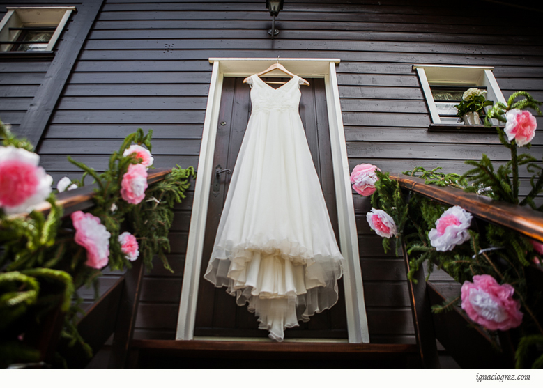 photographe mariage Lyon-bouquet de mariée -robe de mariée